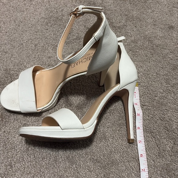 Micheal by Micheal Shannon - White Heels - Picture 5 of 7